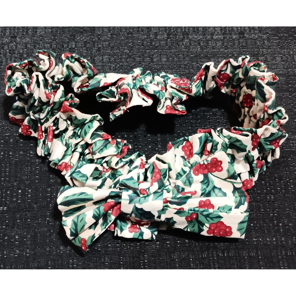 Longaberger Traditional Holly Medium Basket Garter Bow Christmas Holiday 227137